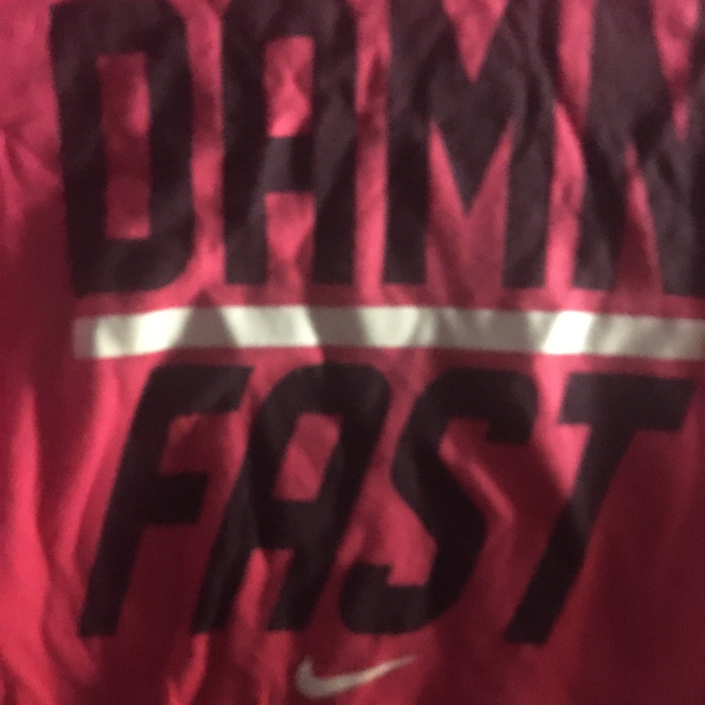 Damn fast shirt Ik it’s wrinkly but I will fix it - Picture 3 of 3